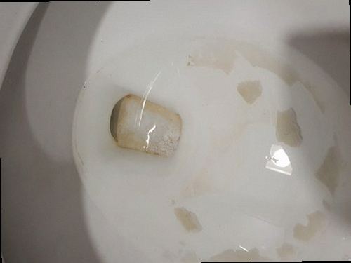 병점구 병점동 하수구막힘 배수 상태를 확인하기 위해 물을 흘려보는 현장 모습